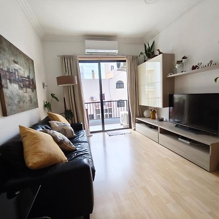 Gaia St Paul'S Bay Modern Cosy Apartment セント・ポールズ・ベイ エクステリア 写真